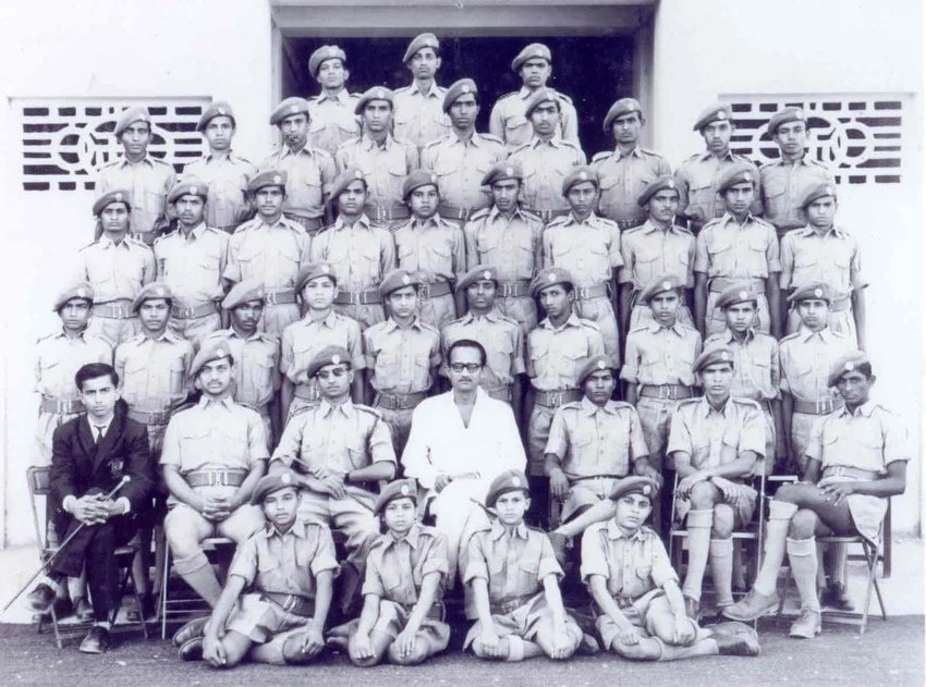 pm narendra modi old rare and unseen photos
