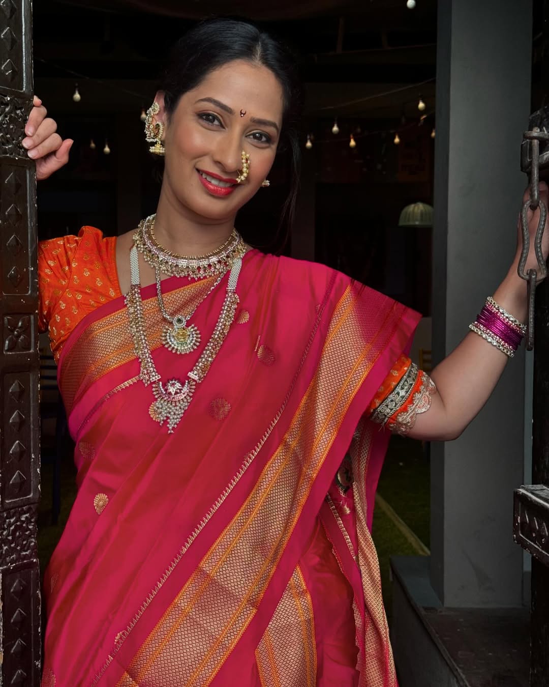Abhijeet khandkekar writes post for late actress priya marathe