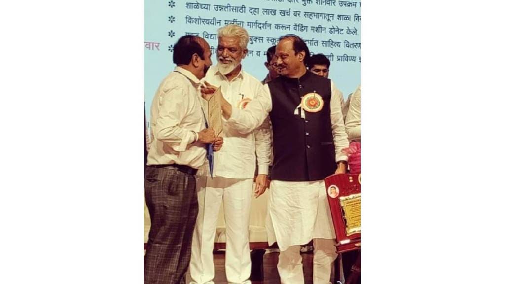 Deputy Chief Minister Ajit Pawar praises BDOs mustache