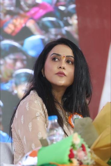 Amruta Fadnavis 