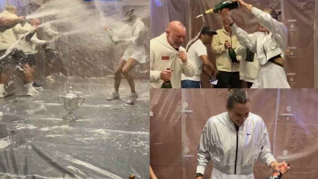Aryna Sabalenka Champagne Celebration with team of US Open 2025 Title Video
