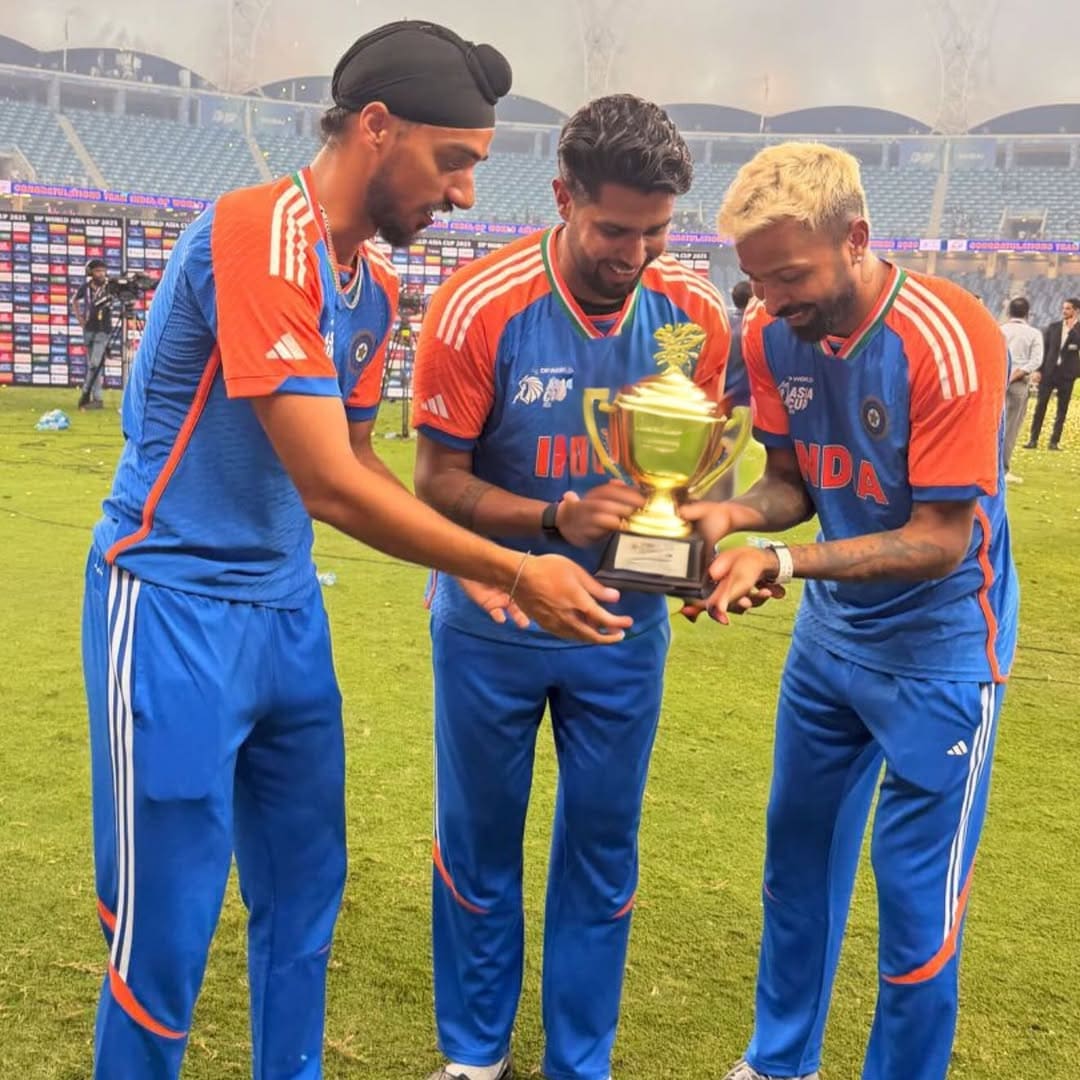 Asia Cup Indian Cricketers AI Generated Trophy