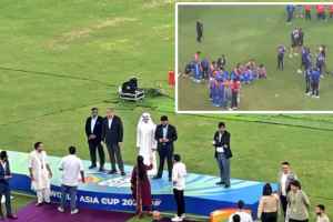 IND vs PAK What Happened in Asia Cup Final Prize Ceremony Why India Refused Trophy