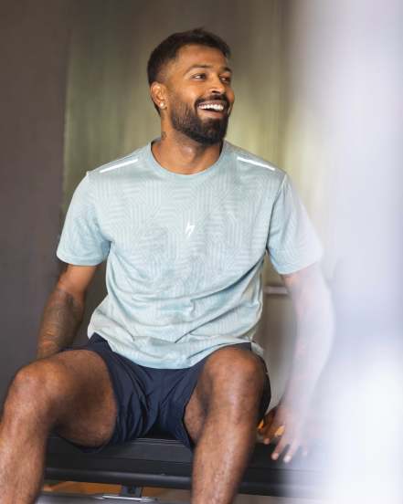 CRICKETER HARDIK PANDYA