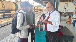 रेल्वेकडून प्रवाशांना तब्बल १०० कोटींचा दंड; नेमकं कारण काय? – मध्य रेल्वेने पाच महिन्यात…