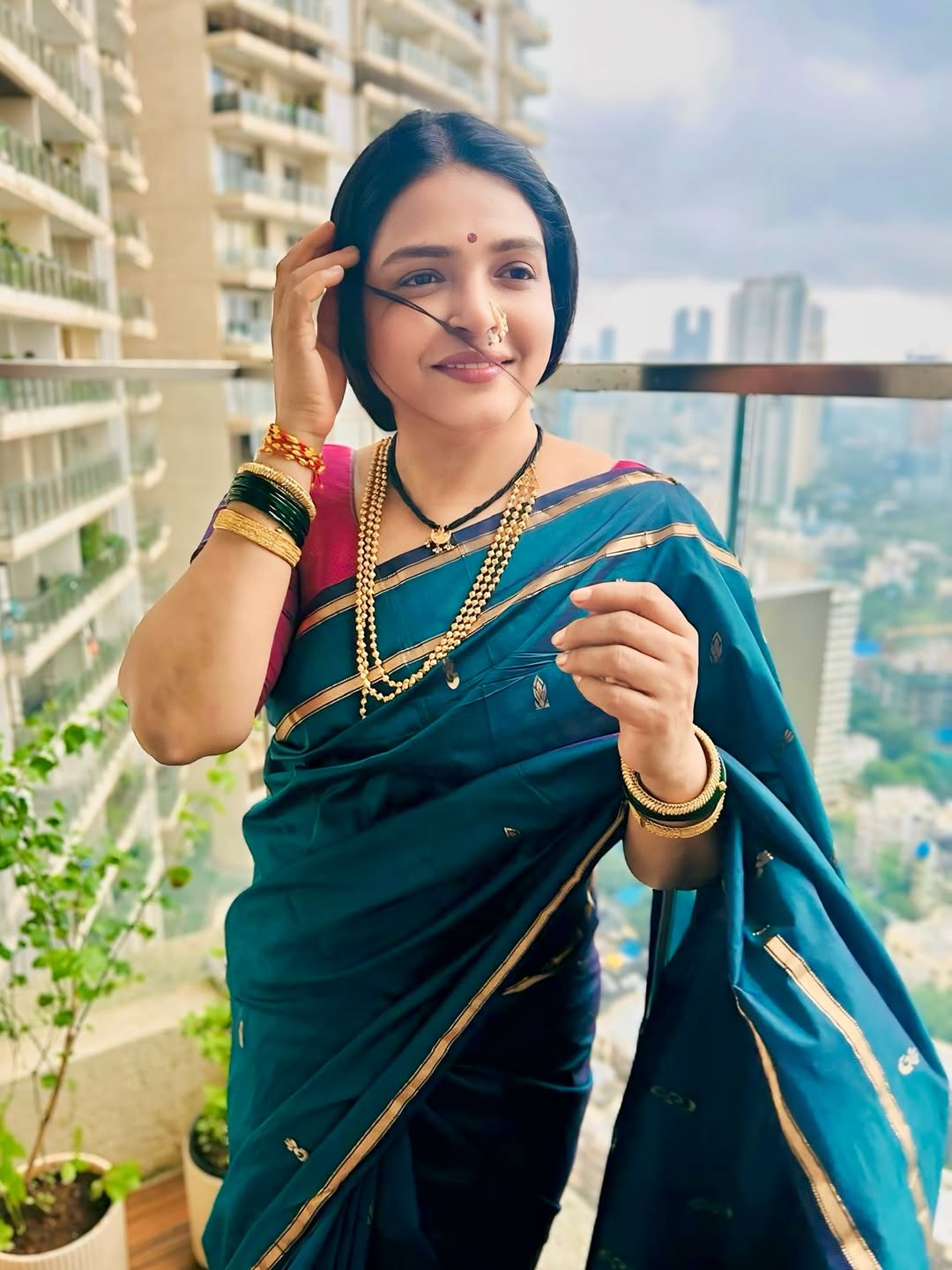 Deepa Parab Chaudhari Peacock Green Saree Look