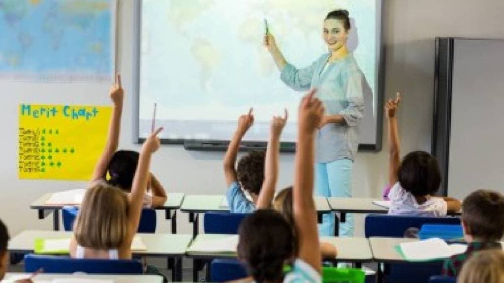 Digital classrooms in school education Taiwanese company Interactive Flat Panel