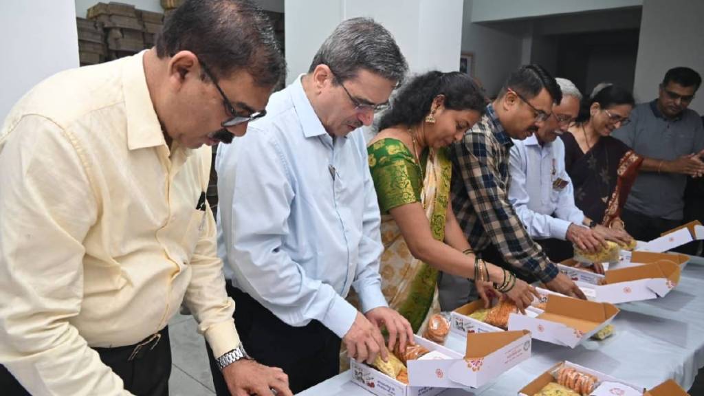 Diwali snack boxes from Dombivli for border soldiers