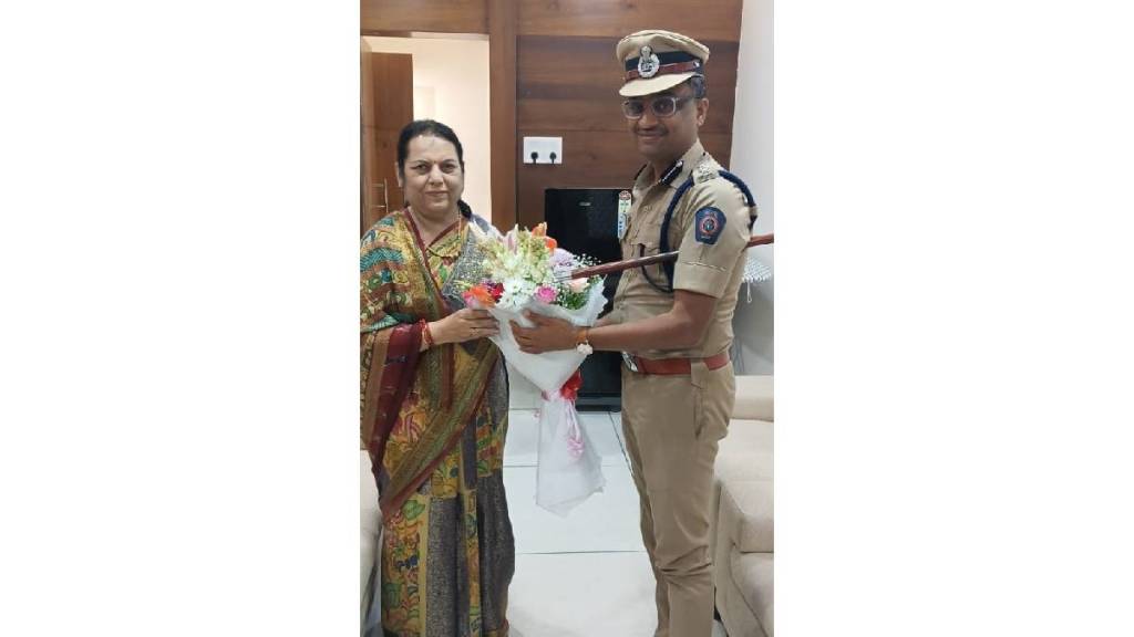 Dr Neelam Gorhe expressed disapproval in Kolhapur