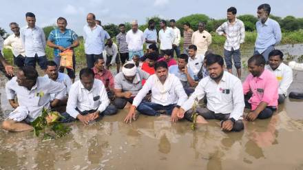 Farmers sit in protest along the banks of the Painganga has begun