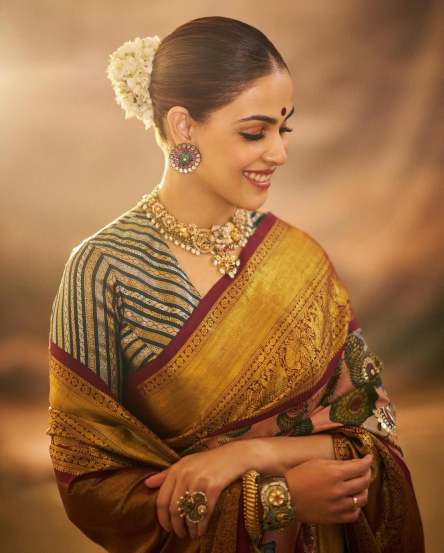 Genelia Deshmukh Photos