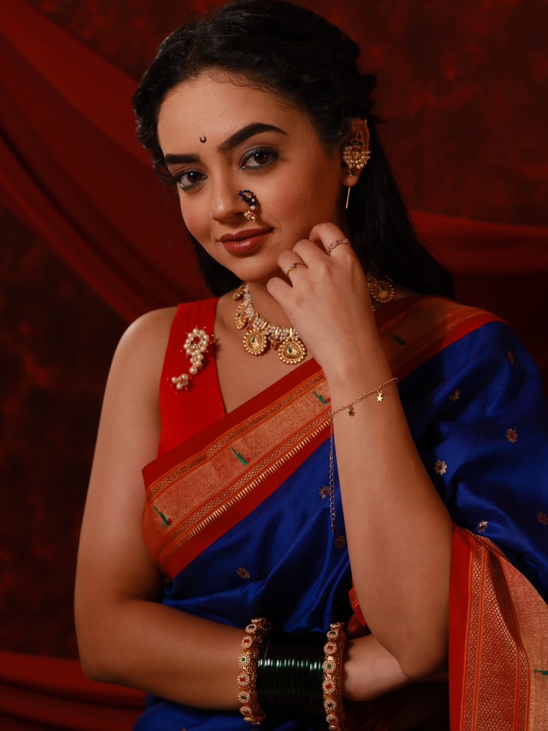 Gauri Kulkarni Blue Paithani Saree Look