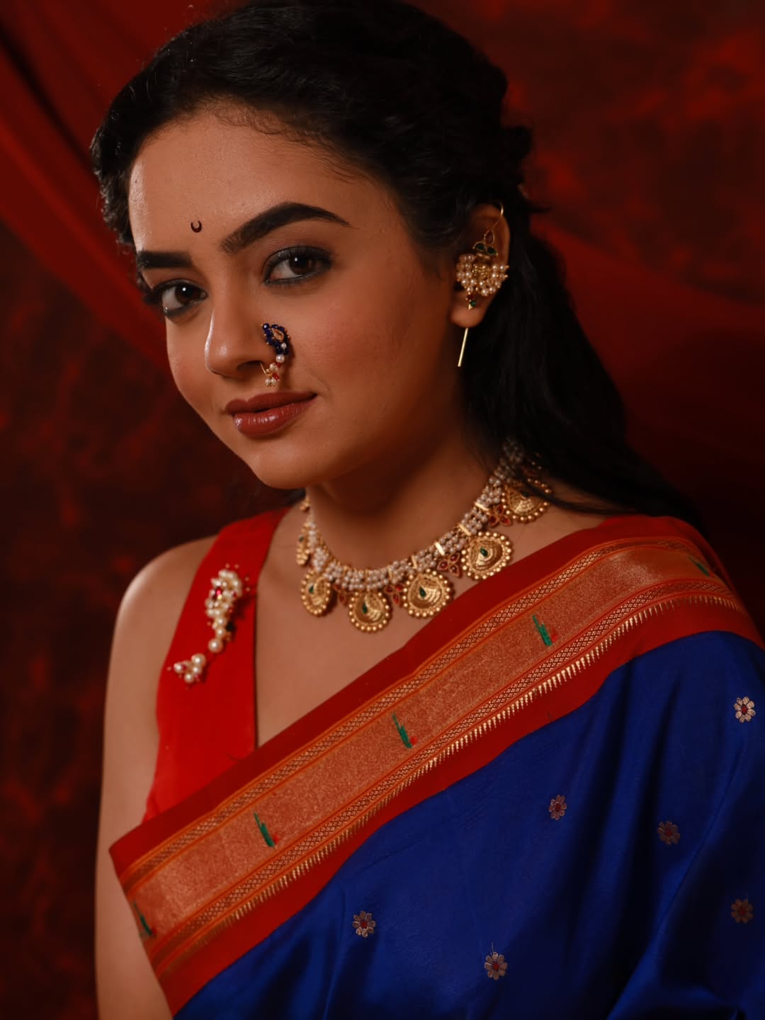 Gauri Kulkarni Blue Paithani Saree Look