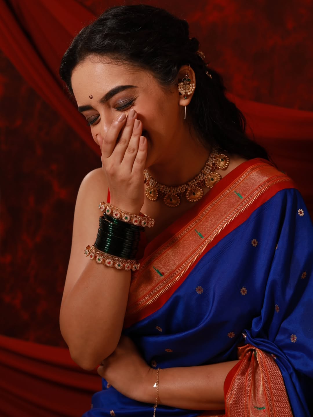 Gauri Kulkarni Blue Paithani Saree Look