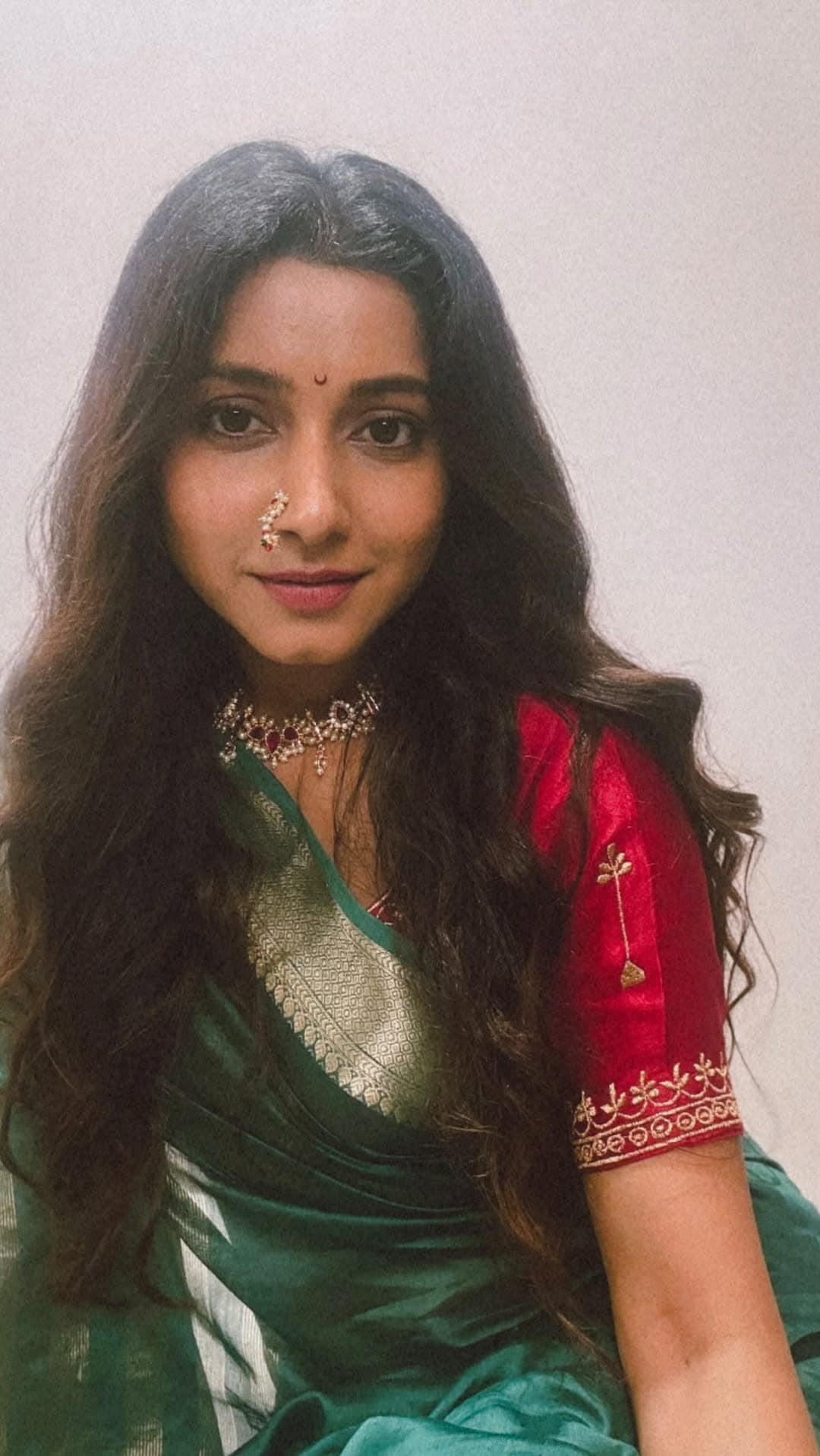 Gauri Nalawade Saree Look