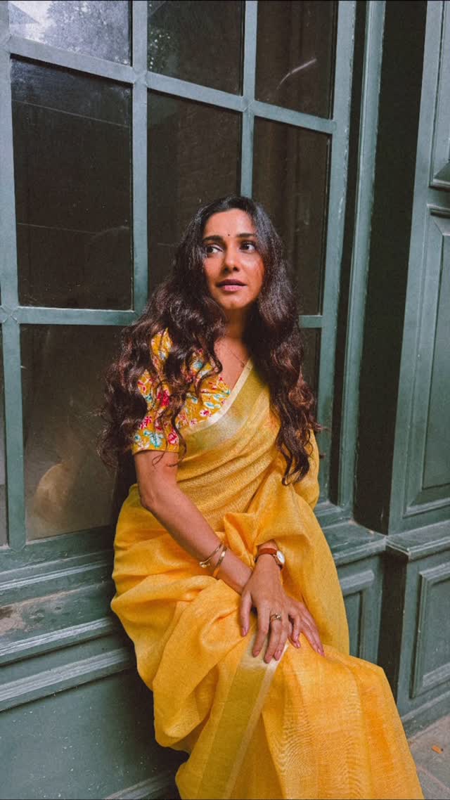 Gauri Nalawade Saree Look