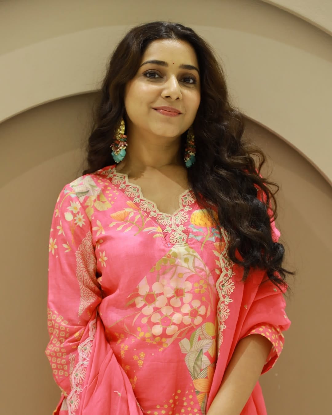 Gauri Nalawade Saree Look
