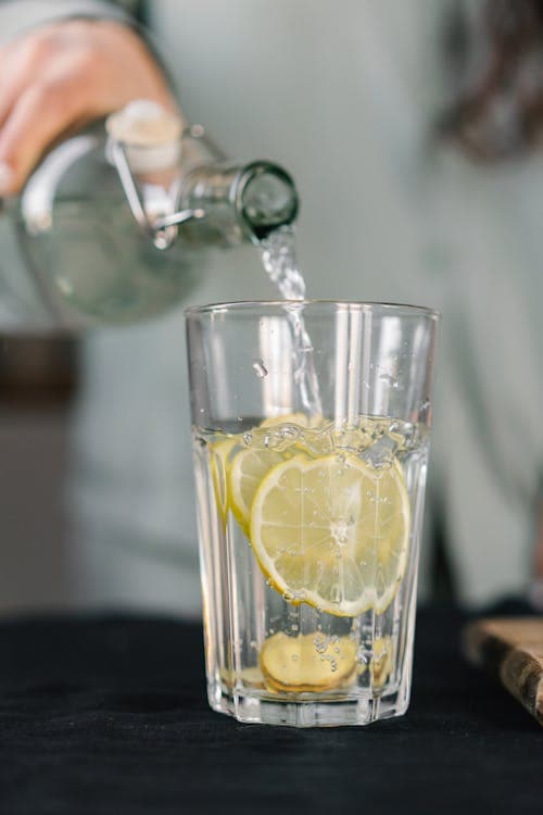 Health Benefits Of Drinking Lemon Water With Honey