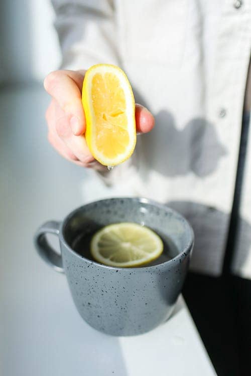 Health Benefits Of Drinking Lemon Water With Honey