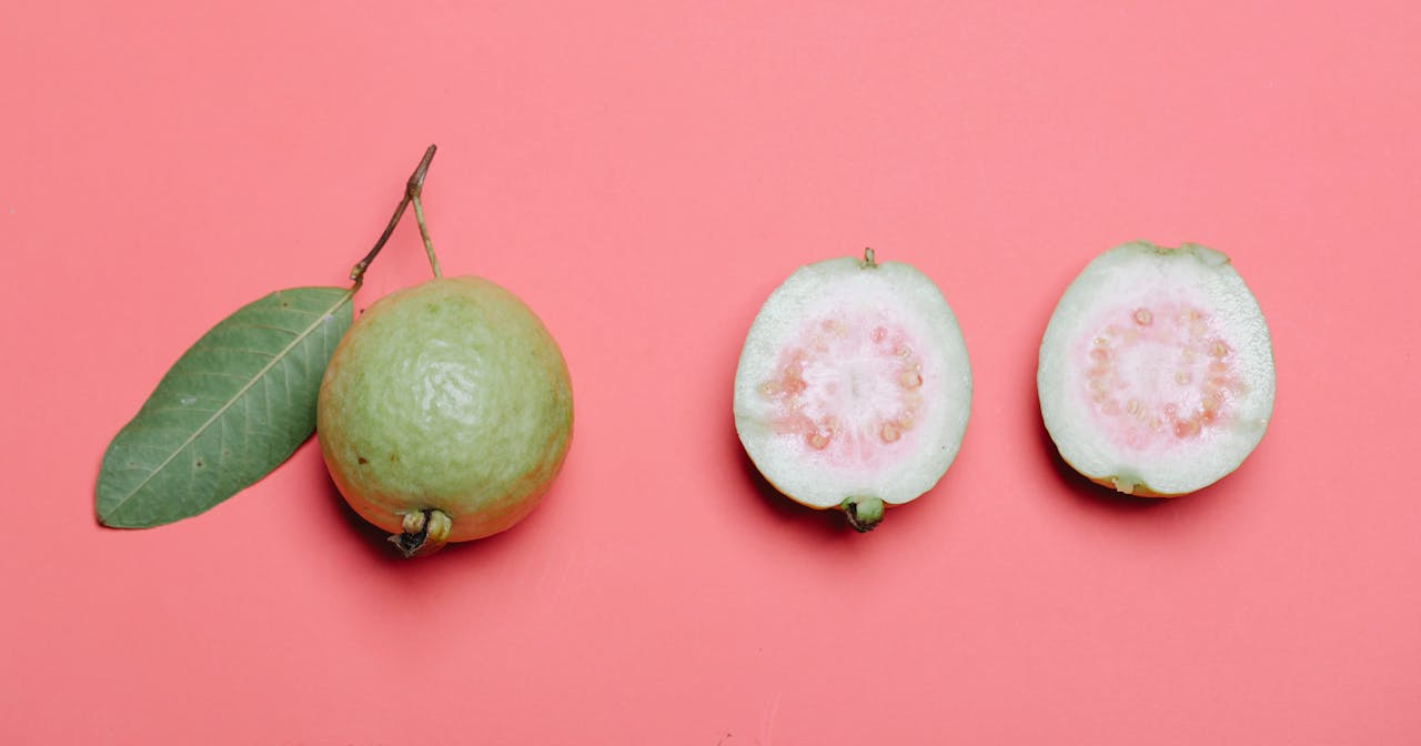 Health Benefits Of Eating Guava Leaves