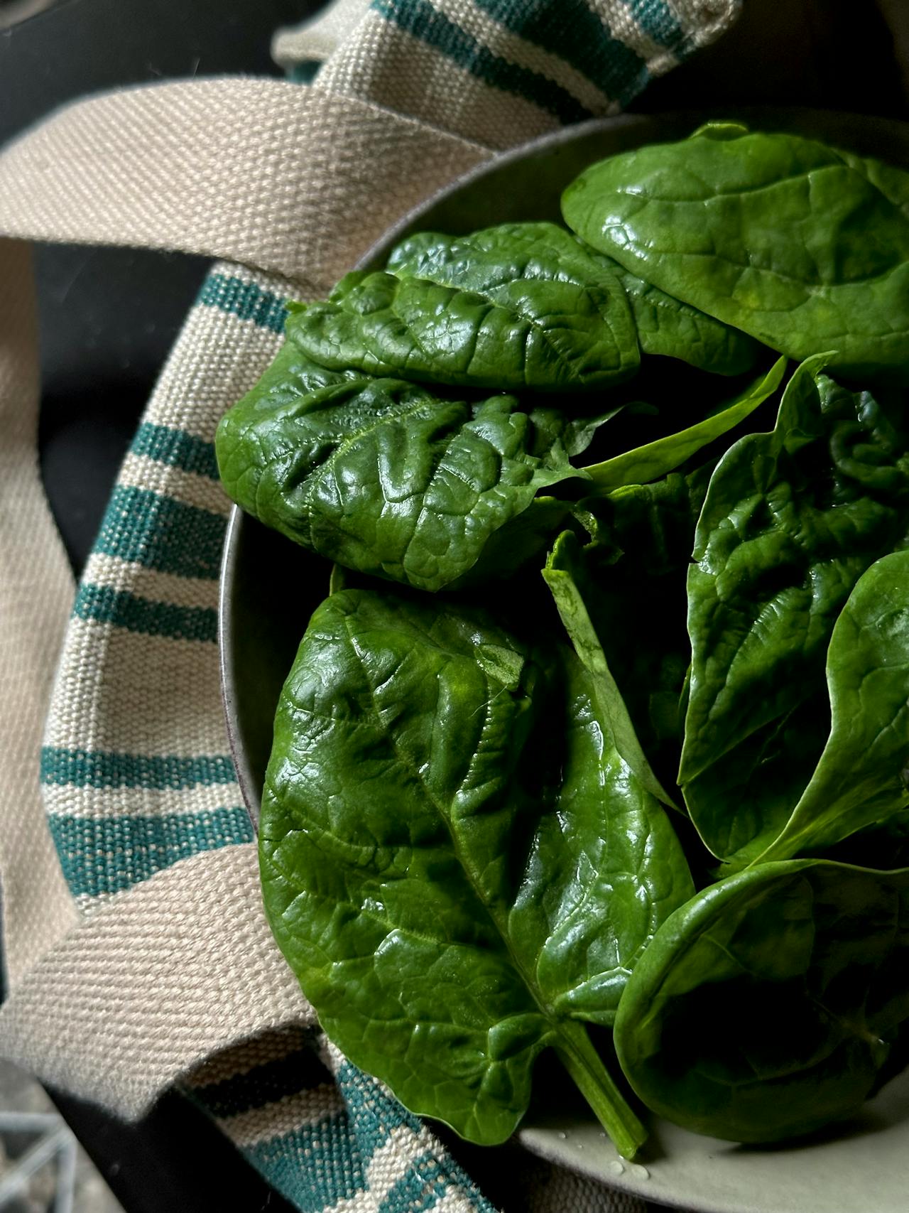 Health Benefits Of Eating Spinach Vegetable