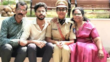Anjana Krishna with parents and younger brother Arjun Krishna