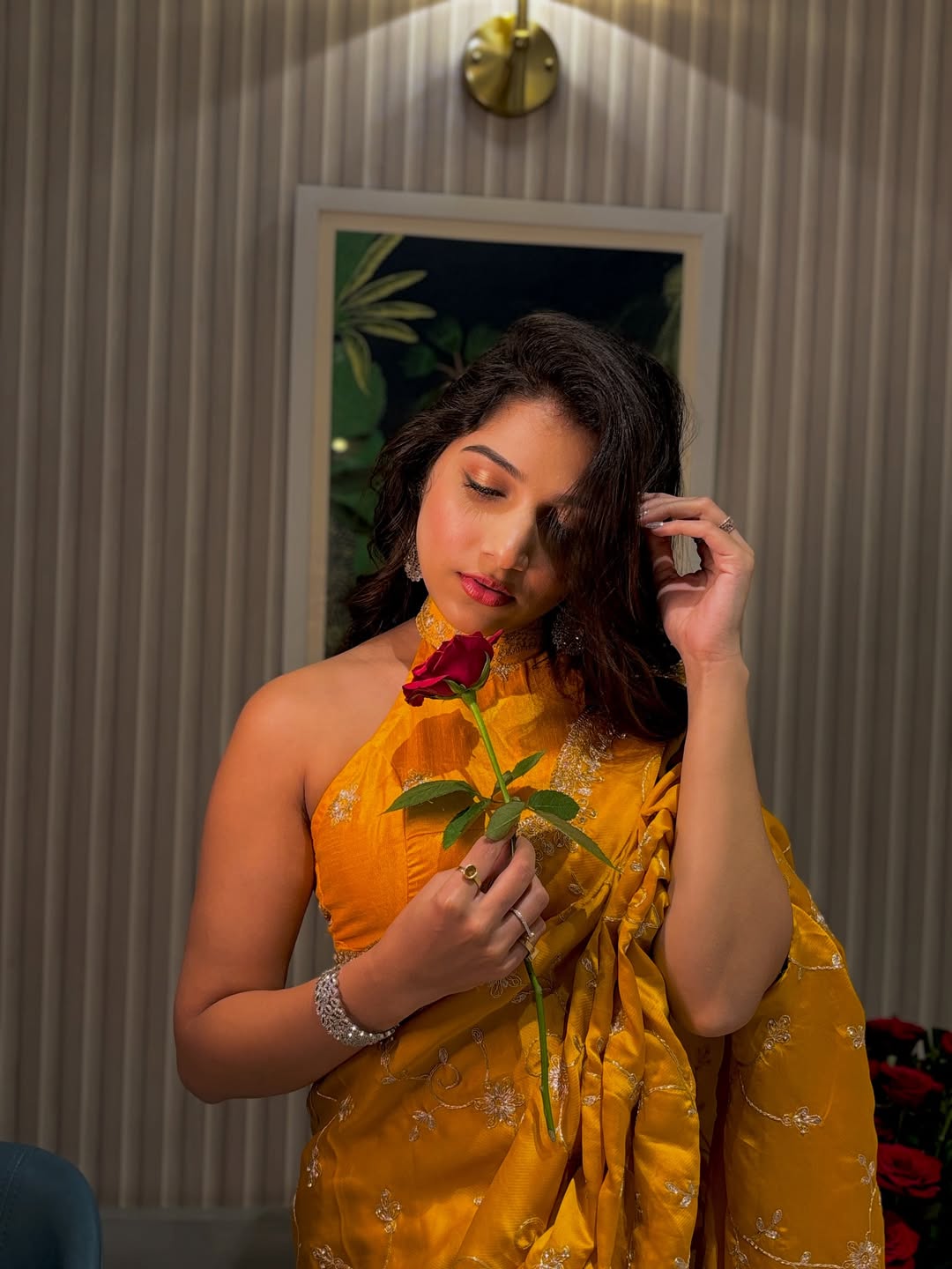 Jahnavi Killekar saree look