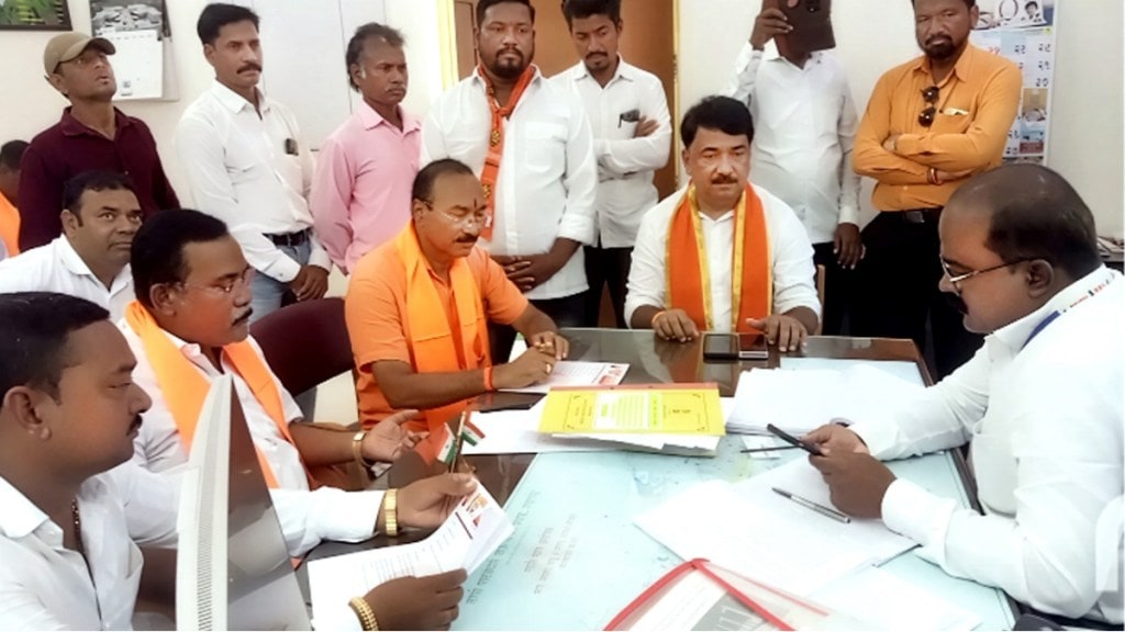 Jalgaon shivsena demands girna dam water release through canal