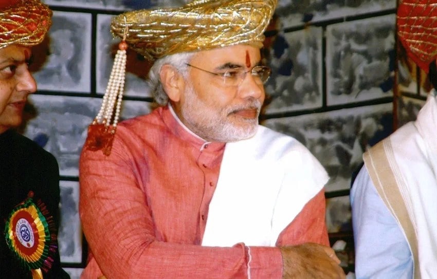 pm narendra modi old rare and unseen photos