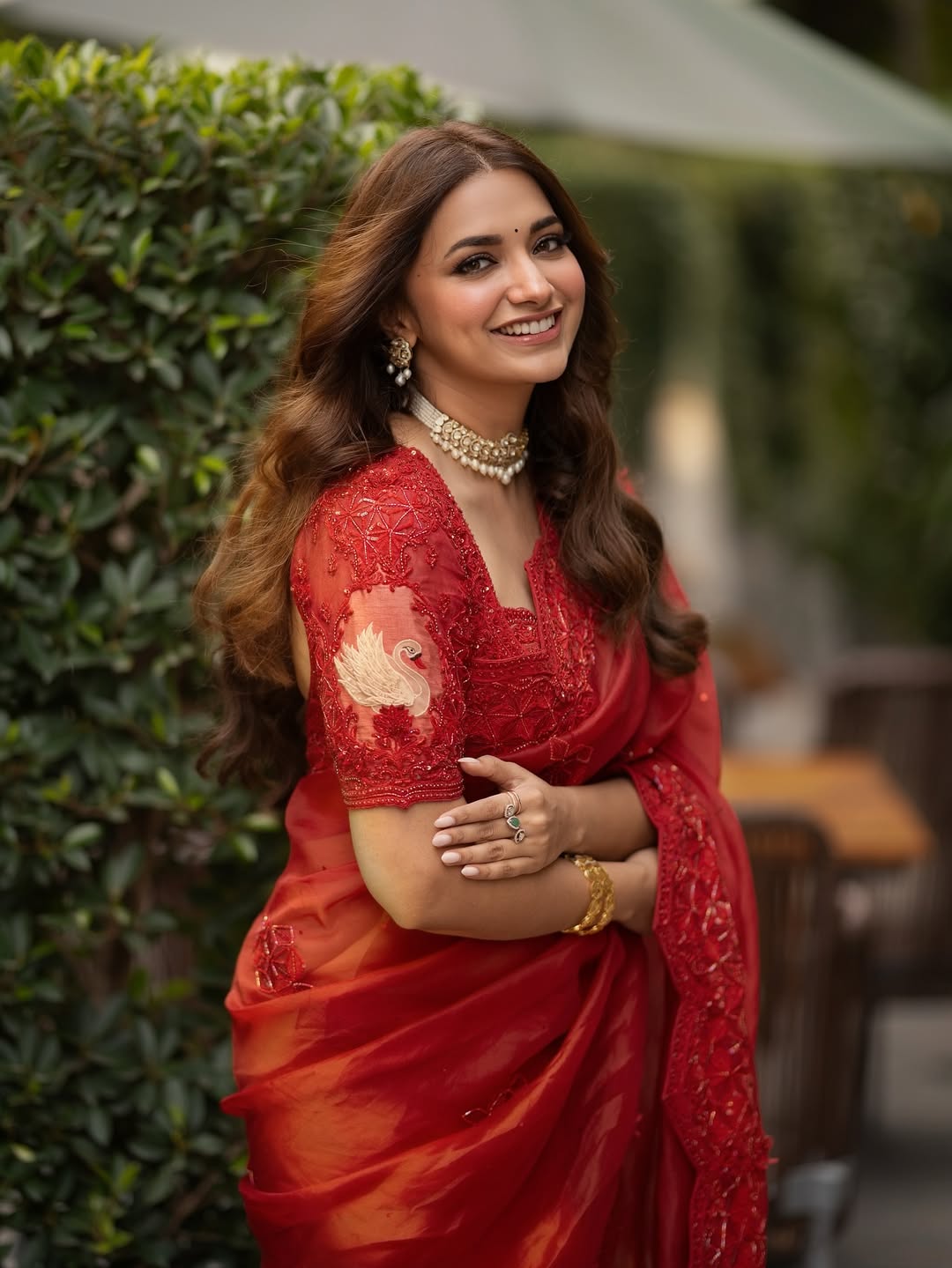 Jiya Shankar Red Saree Look