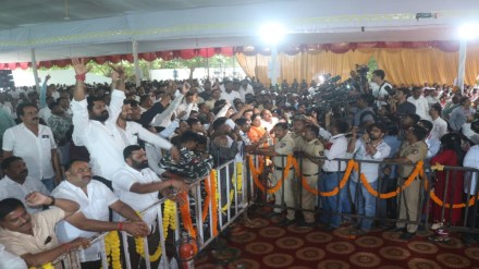 Kolhapur Gokul board meeting exposes Mahayuti conflict