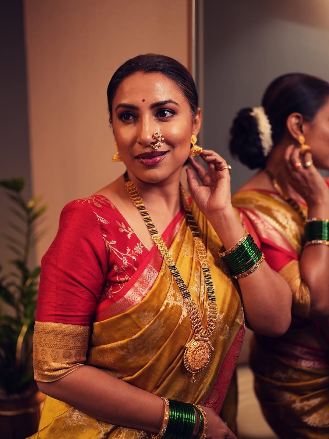 Kranti redkar saree look