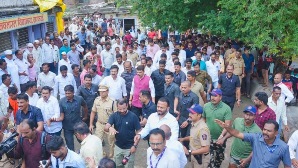Maharashtra CM devendra Fadnavis assures flood hit farmers aid before Diwali inspects heavy rain damage Solapur districts