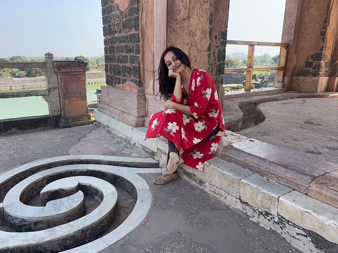 Manasi Naik Shared Sakal Tar Hou Dya Movie Shoot BTS Photos