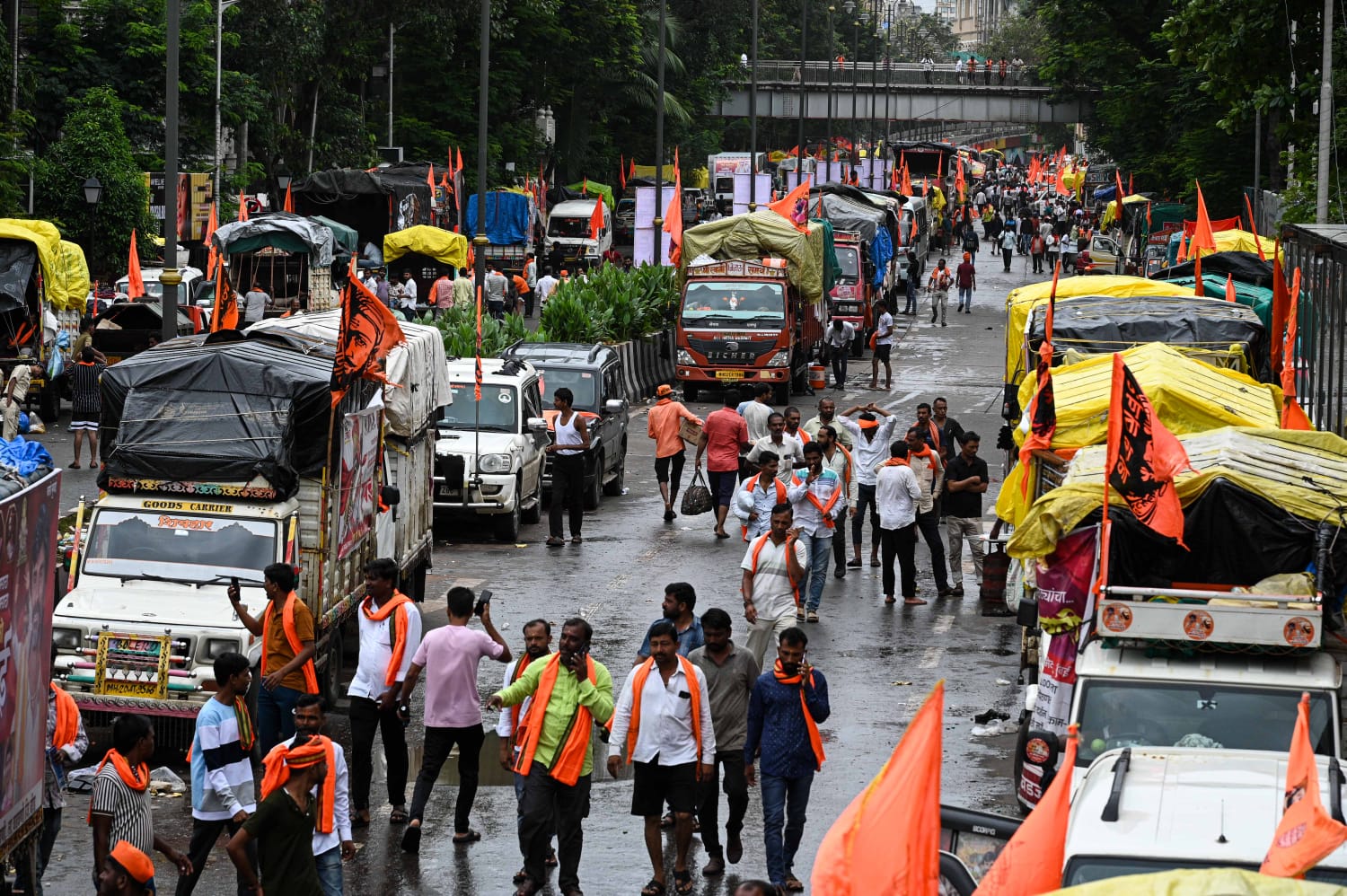 Manoj Jarange Patil Azad Maidan Maratha Aarkshan Andolan Updates