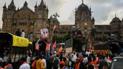 Manoj Jarange Patil Maratha Reservation LIVE : मराठा आंदोलक मुंबईबाहेर पडण्यास सुरुवात, CSMT बाहेरील रस्ते रिकामे