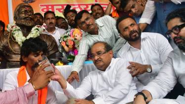 Maratha aarakshan_ Maharashtra