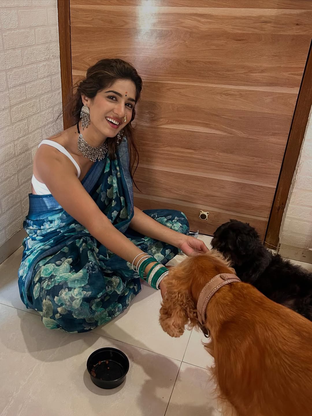 Marathi actress neha khan home ganpati photos