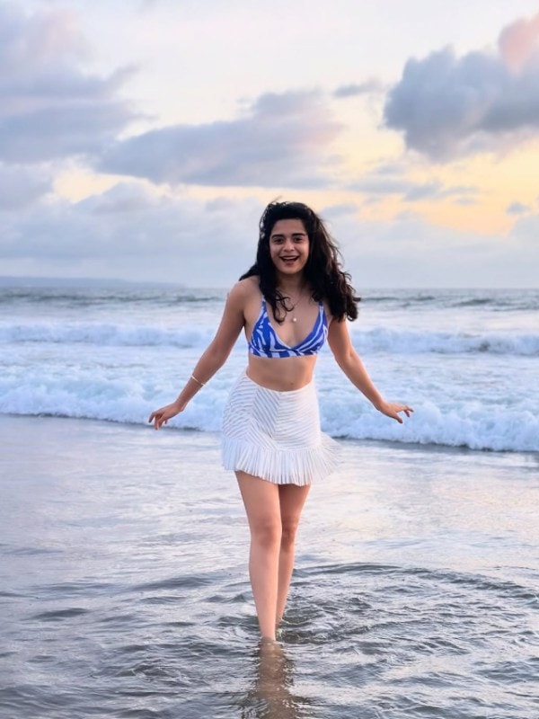 Mithila Palkar Bold Look On Beach