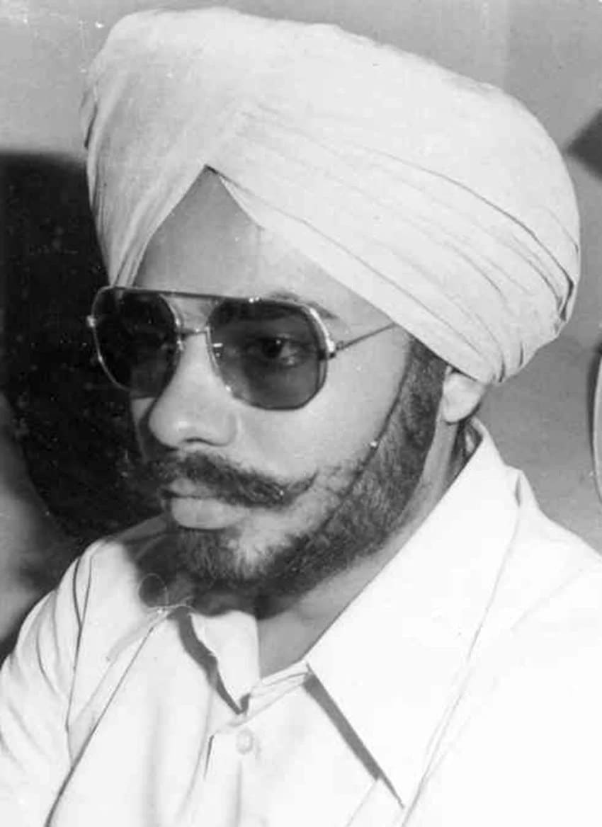 pm narendra modi old rare and unseen photos