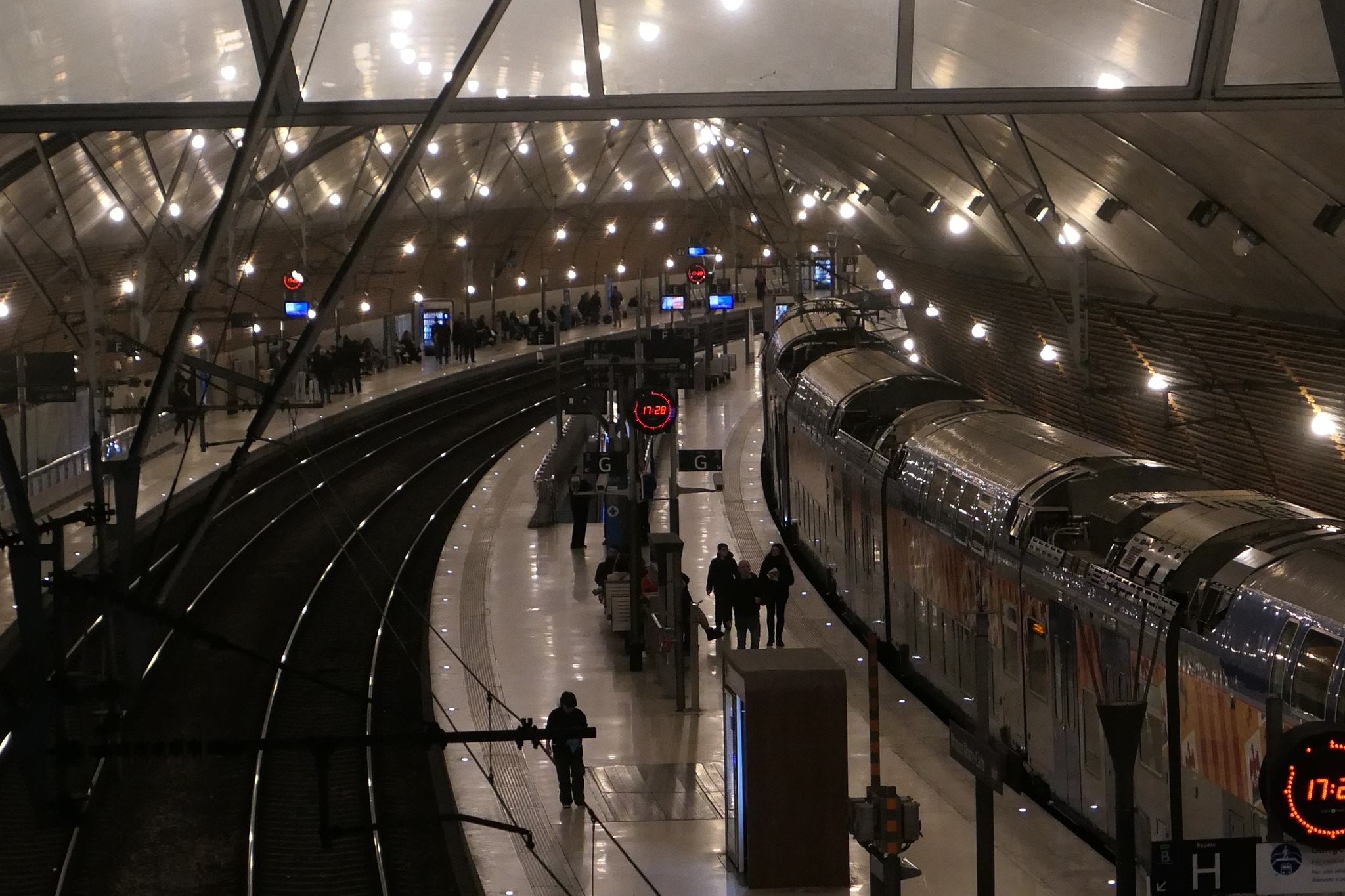 Monaco country have only one active railway station