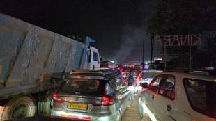 Traffic jam on the National Highway for more than ten hours