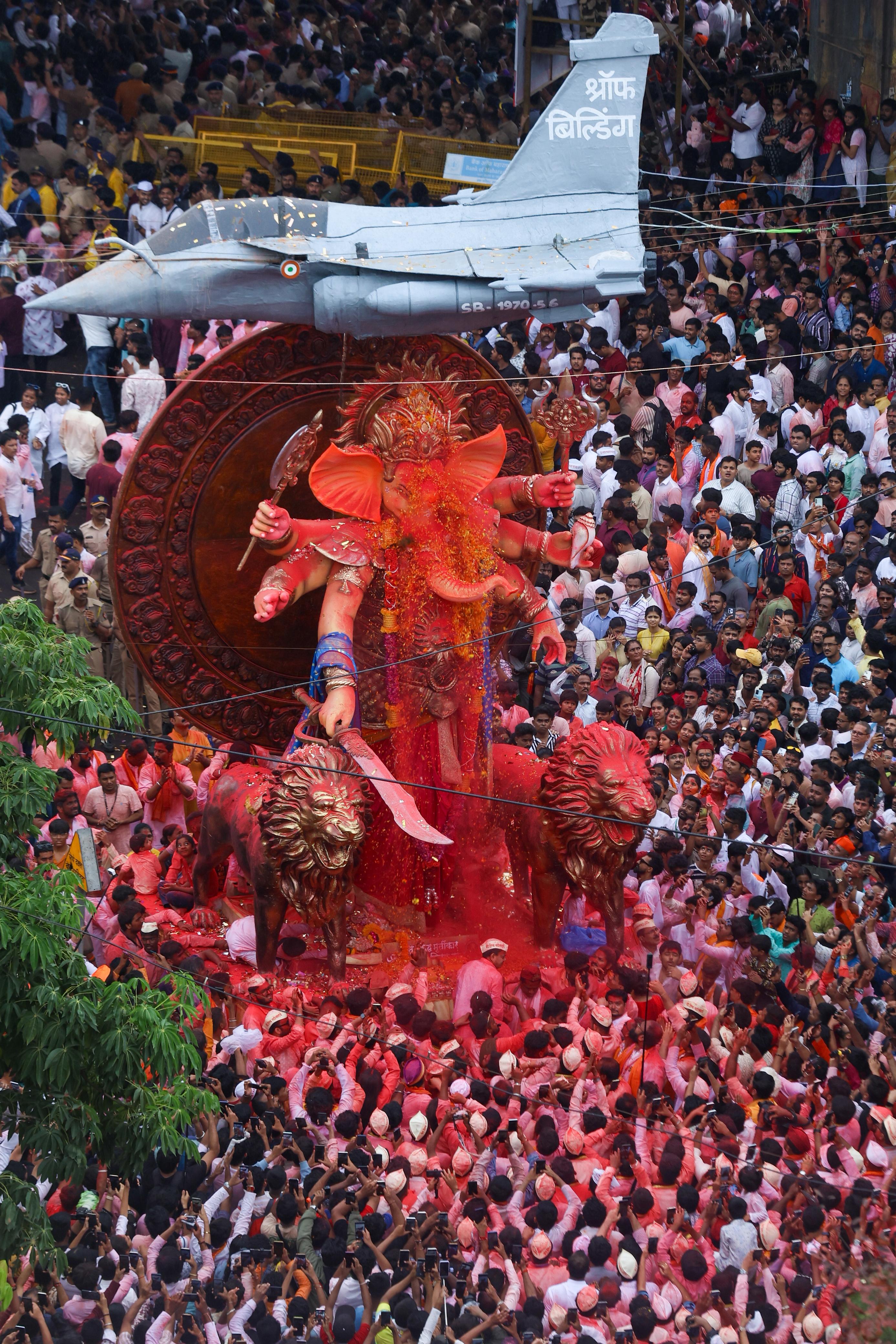 Mumbai Ganpati Visarjan 2025 photos