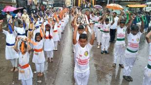 Drums, Lezim troupe attract attention during Ganeshotsav immersion procession