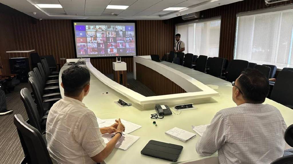 instruction issued to nashik DC for urgent relief