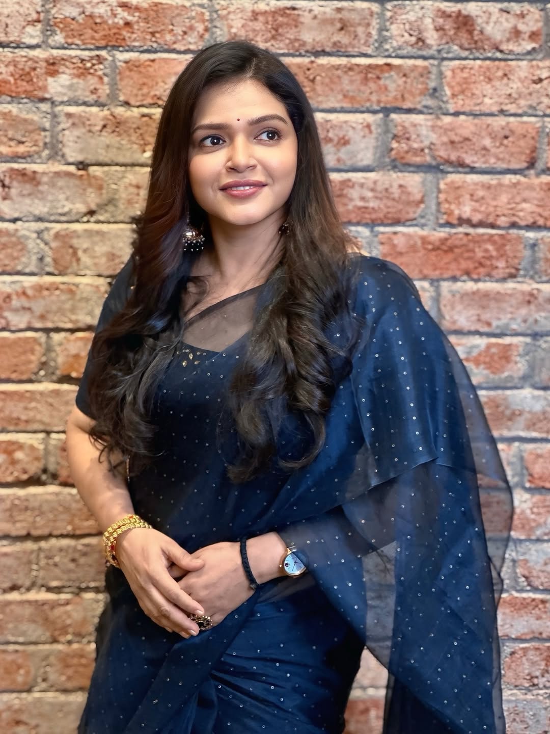 Navratri 2025 Marathi Actress Blue Saree