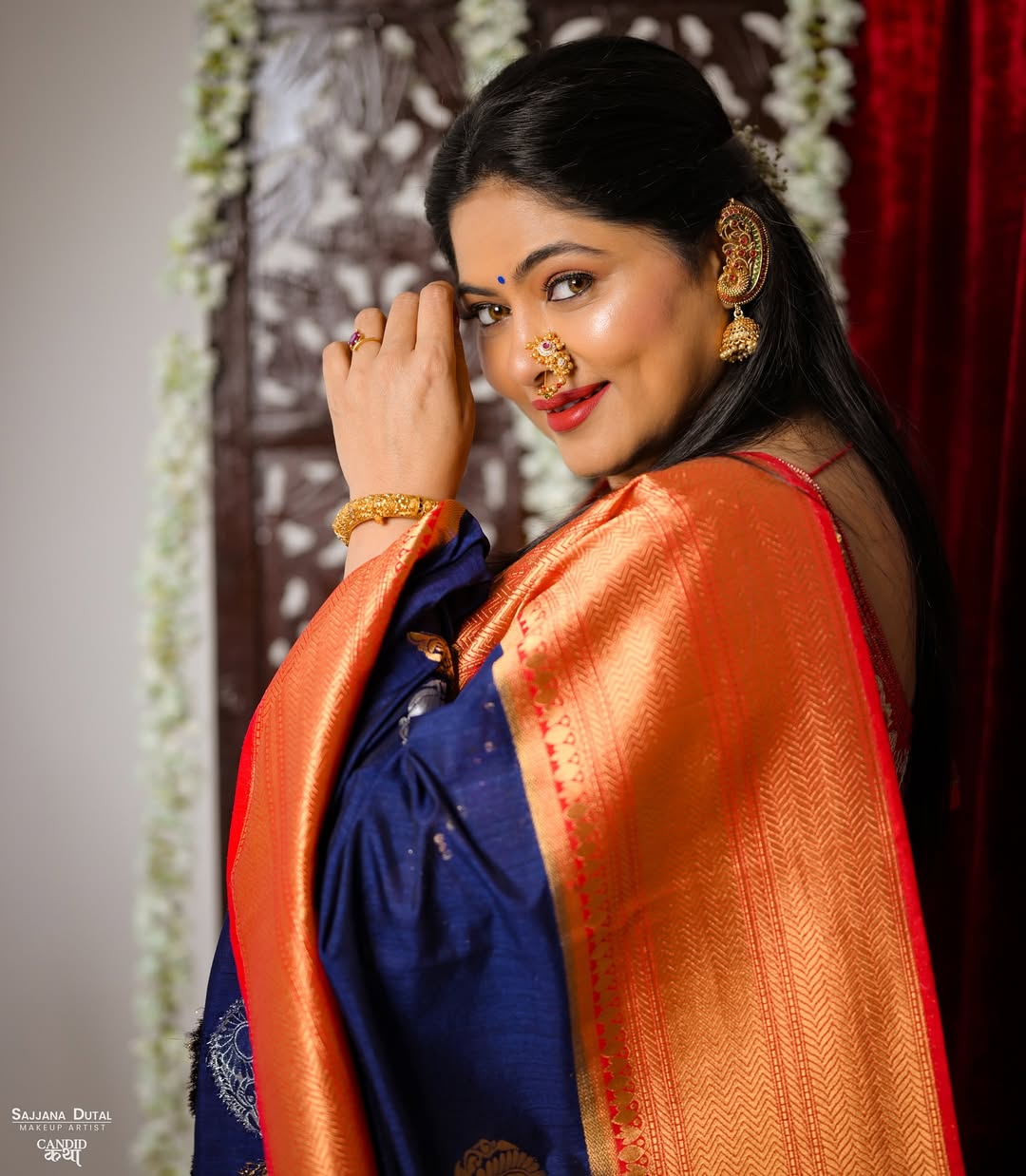 Navratri 2025 Marathi Actress Blue Saree