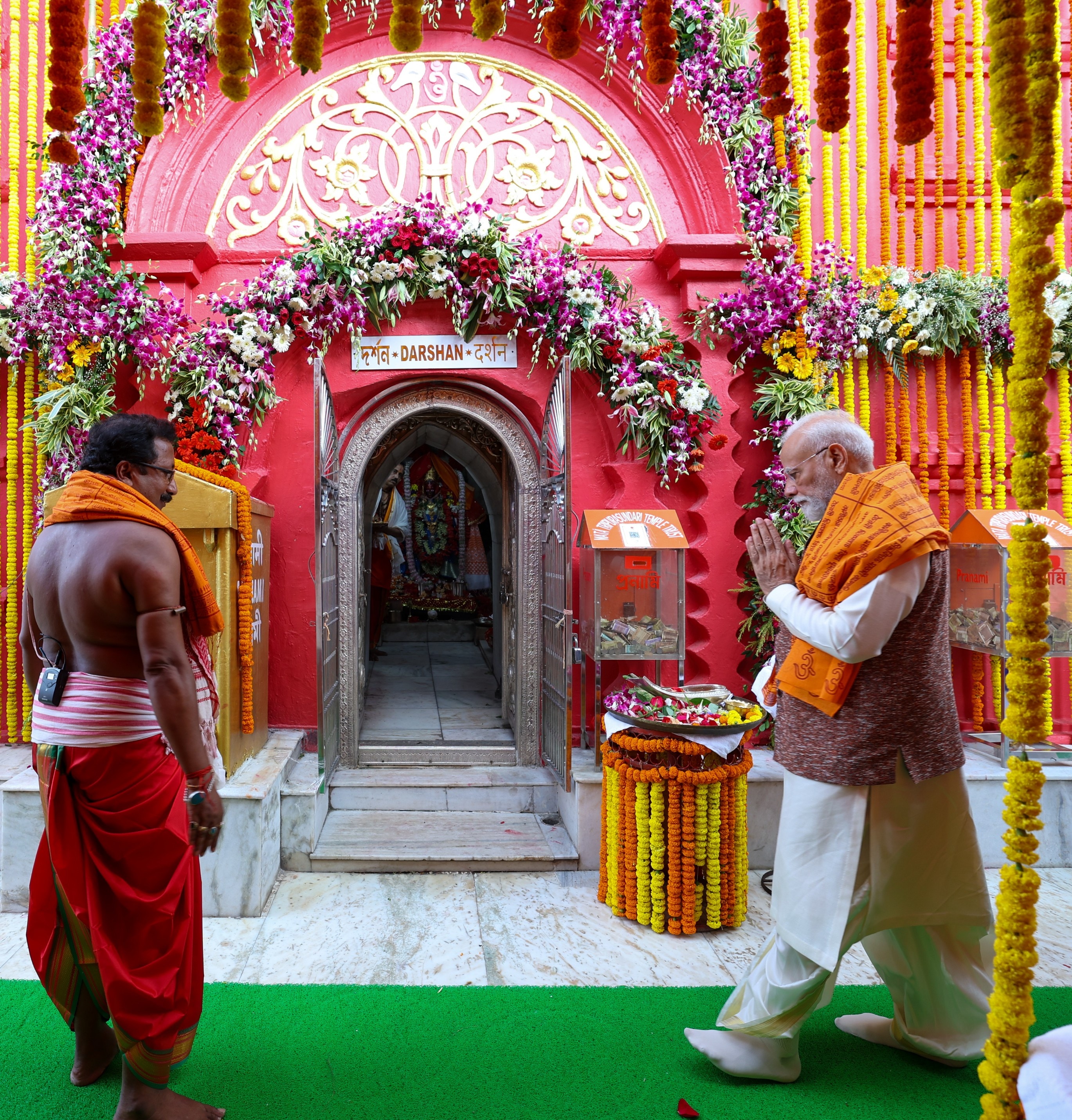 Navratri 2025 PM Modi offers prayers Tripura Sundari Temple