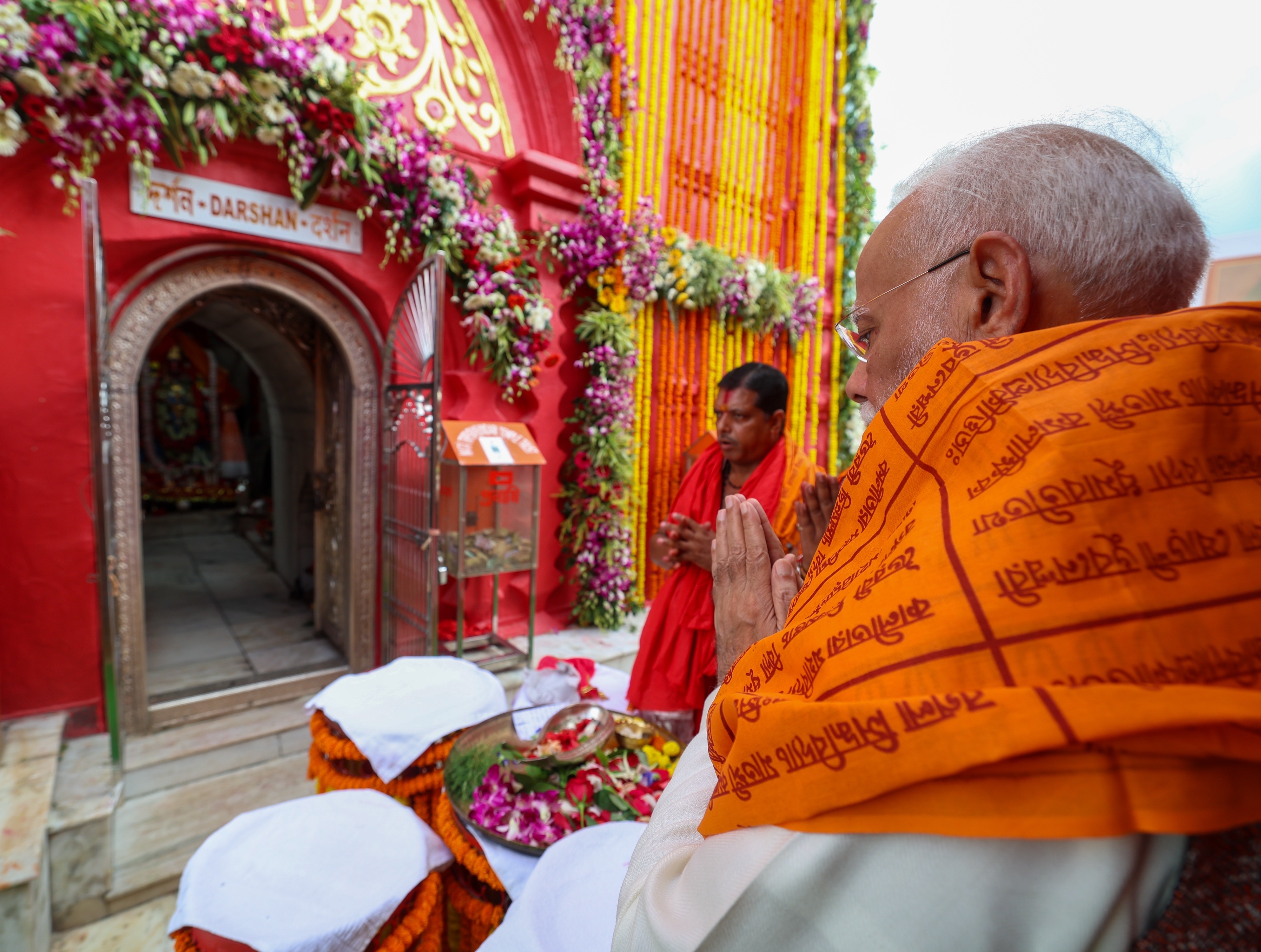 Navratri 2025 PM Modi offers prayers Tripura Sundari Temple