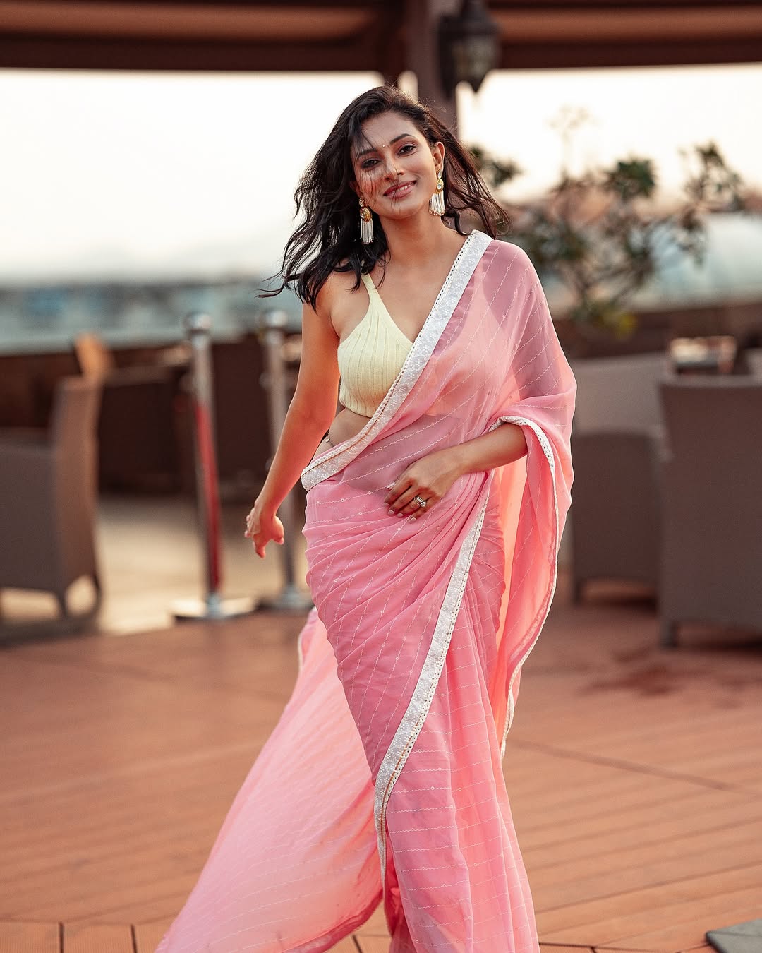 Nayannah Mukey Yellow Saree Look